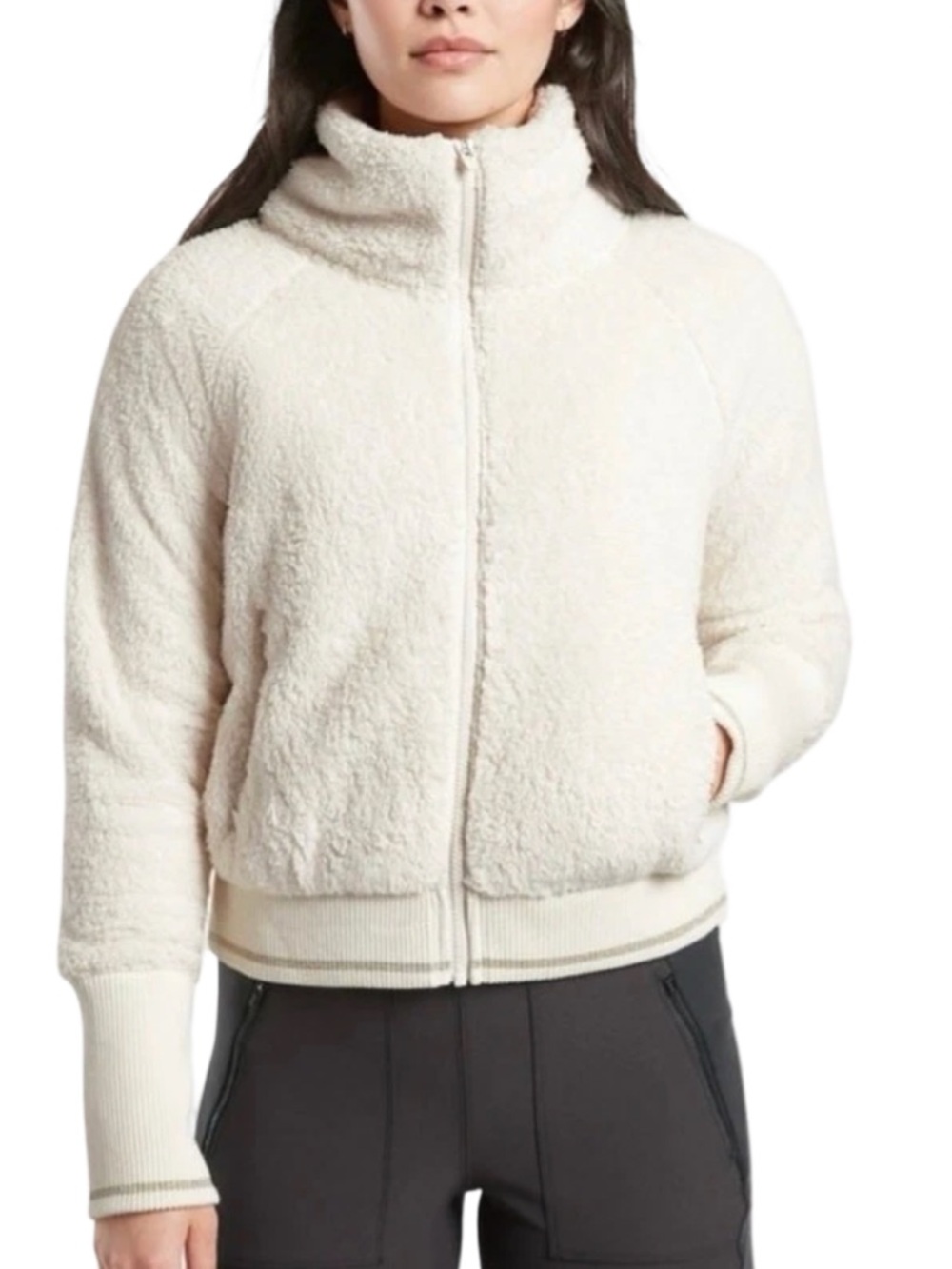 Athleta Luxe Coazy Tugga Sherpa Jacket Cream Medium EUC Athleisure Winter Fall